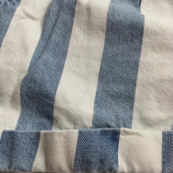 NWT Denim and white stripped cuffed shorts size 27 - Picture 7 of 13